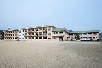 尾鷲市立尾鷲中学校