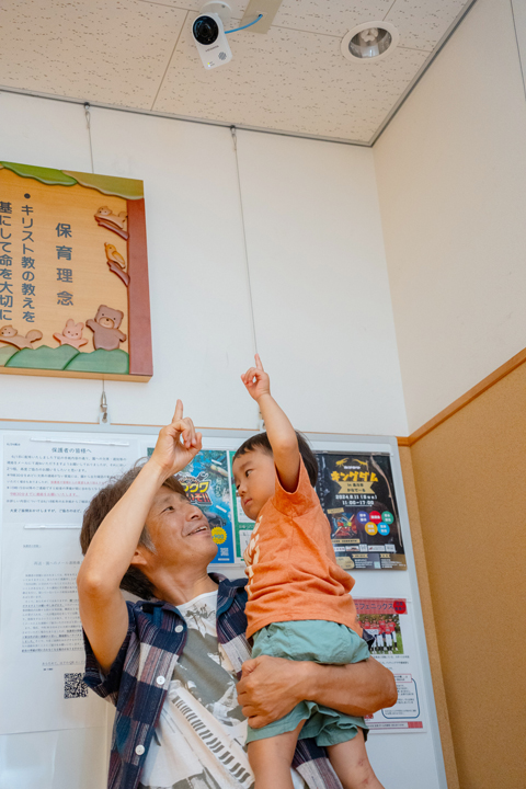 園児さんと柏倉園長