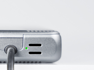 使いやすさを追求！LEDランプでアクセス状態がわかる！