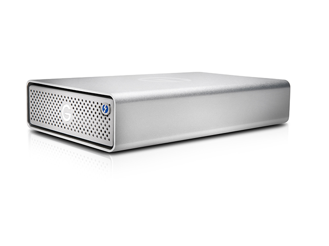 G-Drive with Thunderbolt 3　斜め3