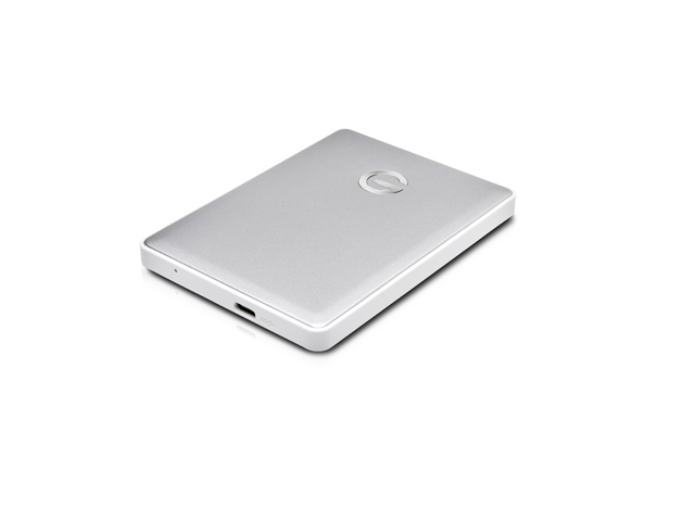 G-Drive Mobile USB-C v2（シルバー／1、2TB）　横置き斜め