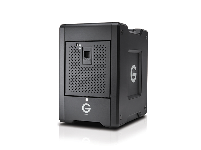 G-Speed Shuttle Thunderbolt 3 SSD　左振り斜め