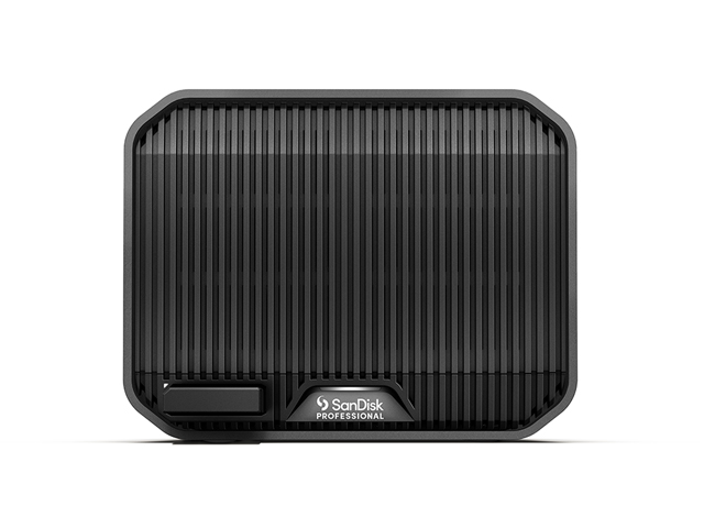 G-RAID MIRROR（ECモデル）　正面（PRO-BLADE SSD Mag搭載時）