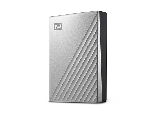 My Passport Ultra（2019年発売モデル）　左振り斜め（シルバー／4TB）