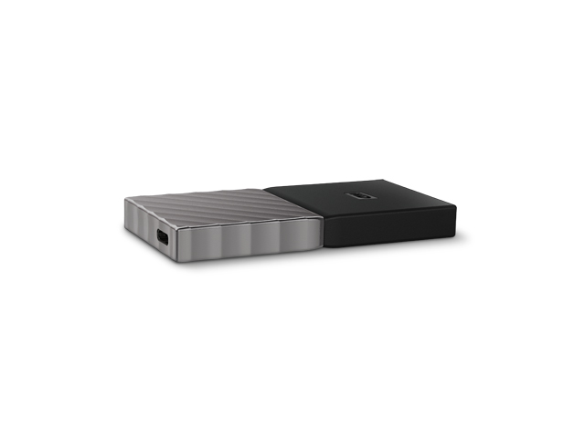 My Passport SSD（2019年モデル）　斜め2