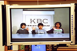 放送委員の児童による 自作番組「KBCニュース」