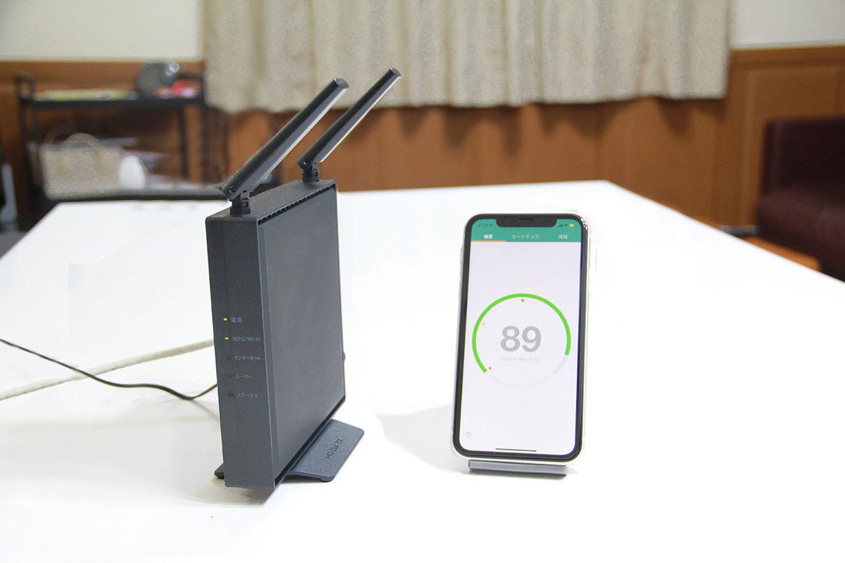 可動式アンテナでWi-Fi電波を好きな方向に調整できるWi-Fi 6ルーター ...