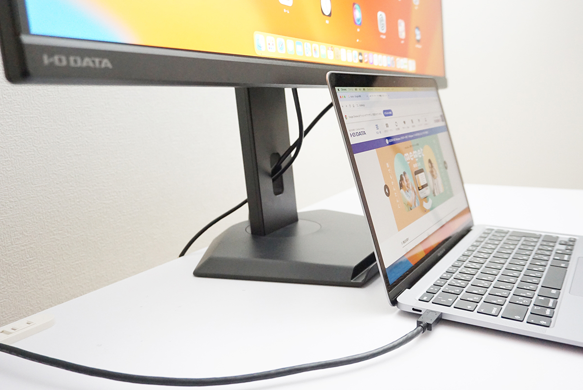 USB Type-Cケーブル1本でつなぐだけ
