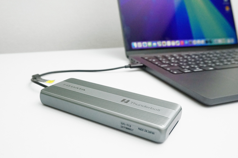 Thunderbolt™? 5対応超高速ポータブルSSD「SSPU-TFCシリーズ」