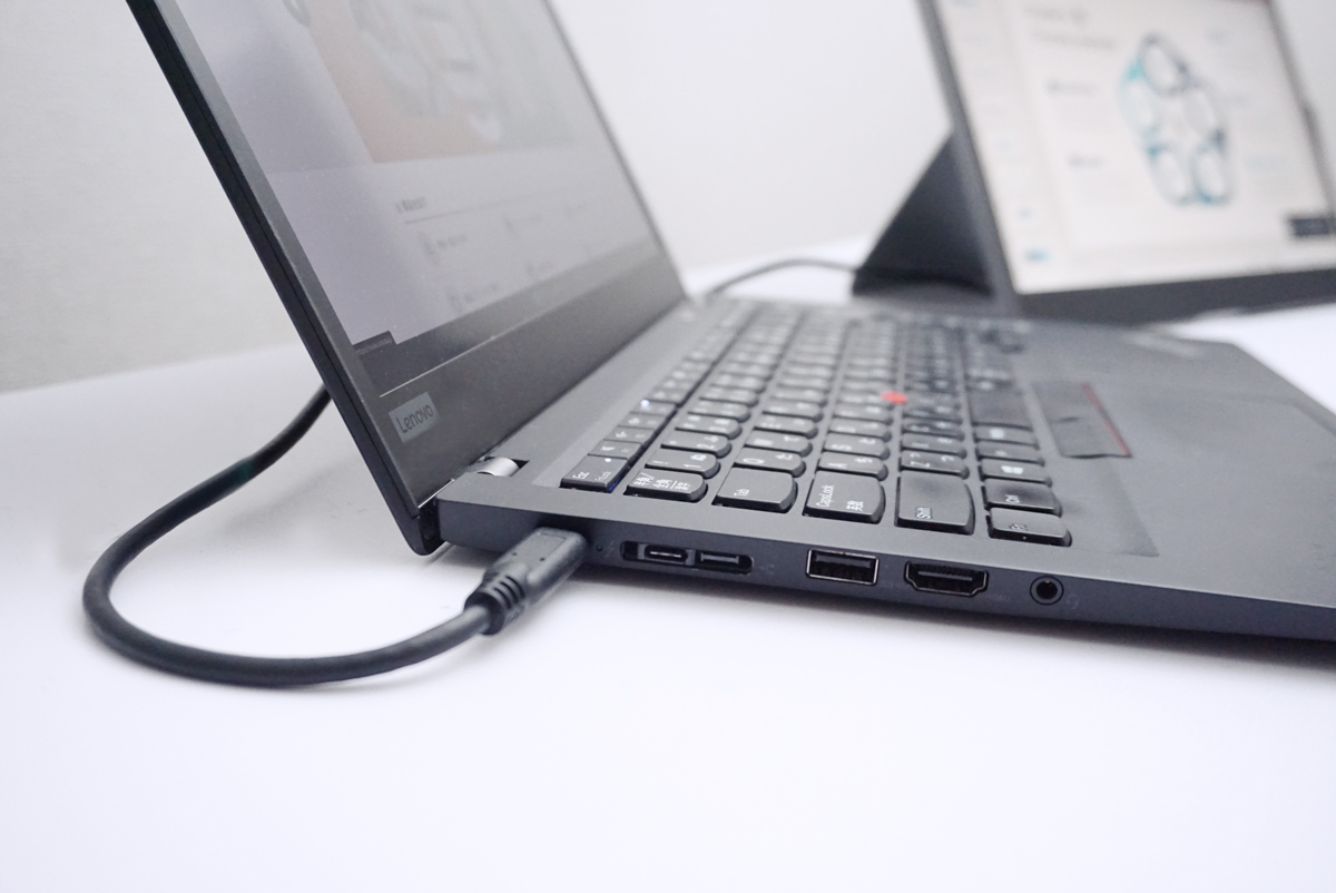 PC側のUSB Type-Cポート