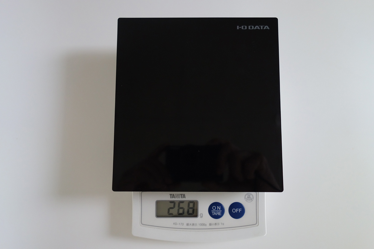 重さは約270g