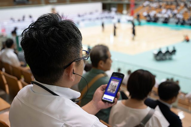 PlatCastの実況を聴きながら試合を楽しめる